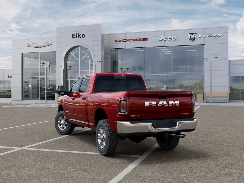 New 2025 Ram 2500 BIG HORN CREW CAB 4X4 6'4 BOX Pickup