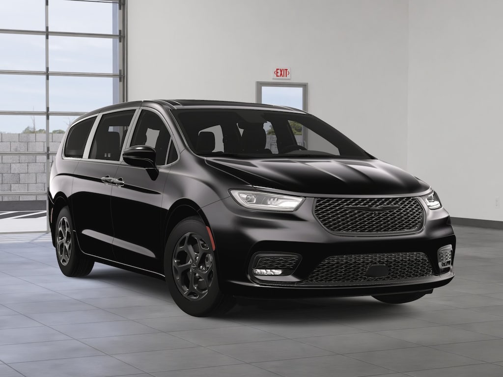 New 2023 Chrysler Pacifica Hybrid PLUG-IN LIMITED Passenger Van
