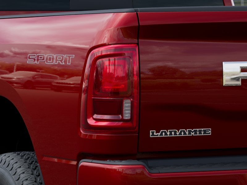2026 RAM 3500 Laramie - Photo 35