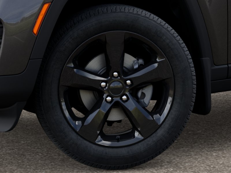 2025 Jeep Grand Cherokee Altitude photo 3