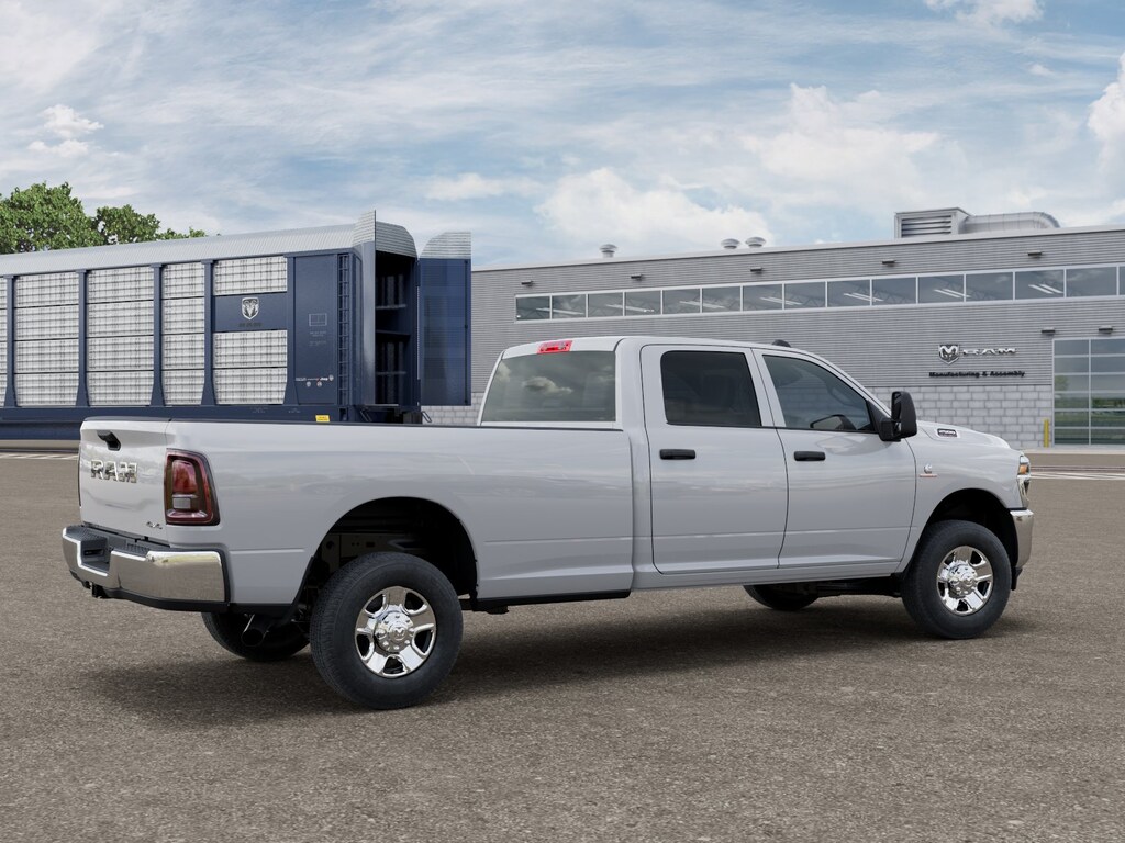 New 2026 Ram 2500 TRADESMAN CREW CAB 4X4 8' BOX Pickup