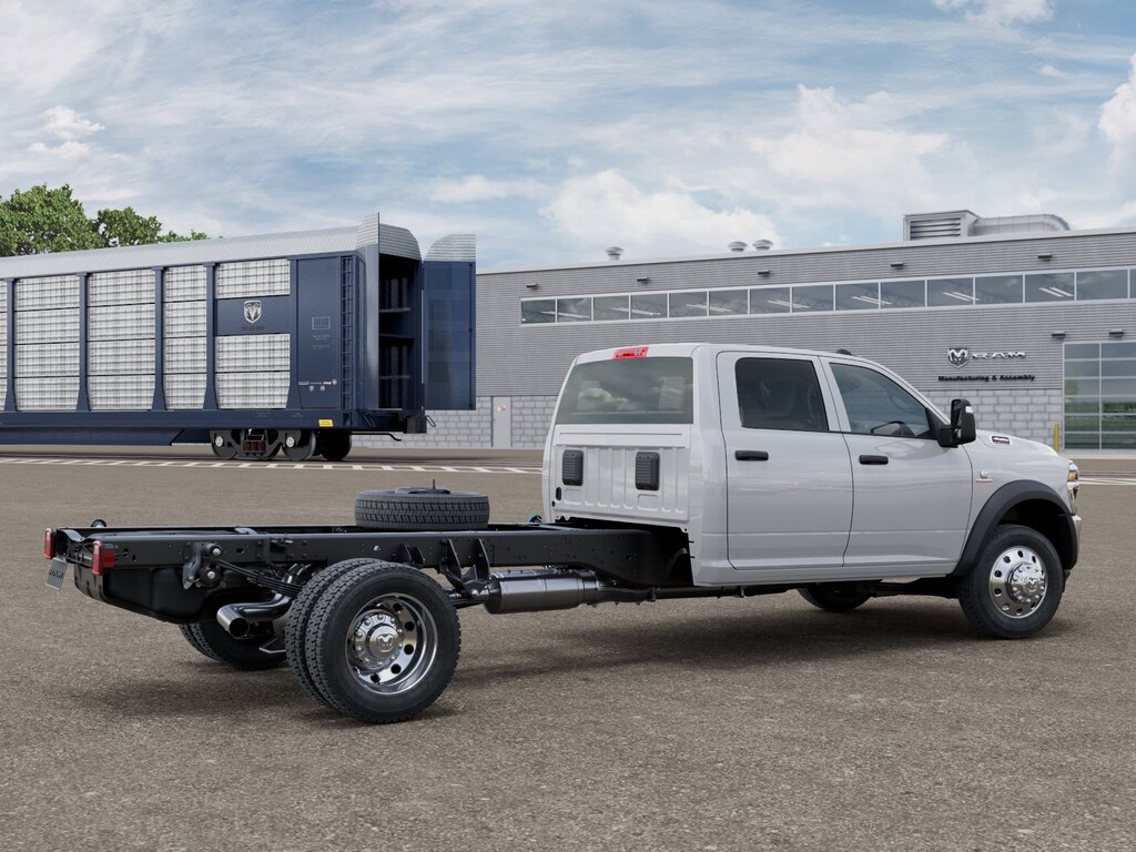 New 2026 Ram 4500 Chassis Cab Tradesman/Big Horn Pickup