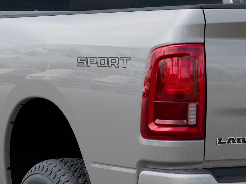 2026 RAM 3500 Laramie - Photo 35