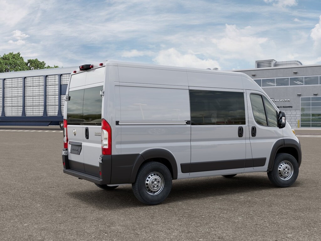 New 2026 Ram ProMaster PROMASTER 1500 TRADESMAN CARGO VAN HIGH ROOF 136' Cargo Van