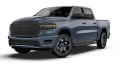 2027 Ram 1500 EXPRESS CREW CAB 4X4 5'7 BOX Pickup