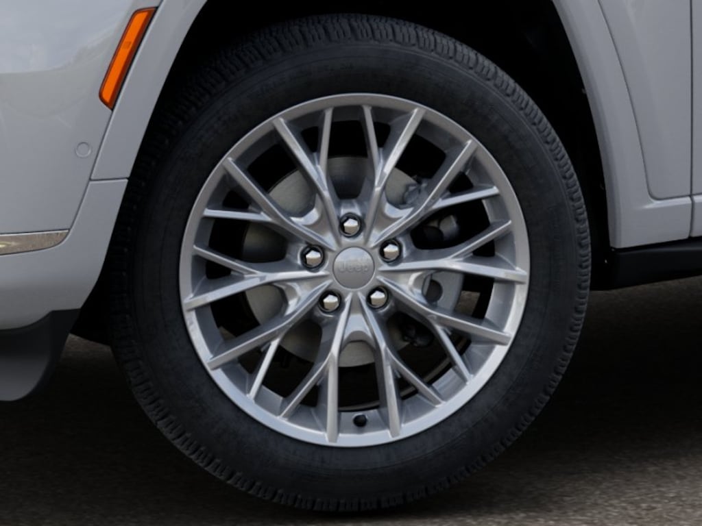 New 2025 Jeep Grand Cherokee L SUMMIT 4X4 Sport Utility