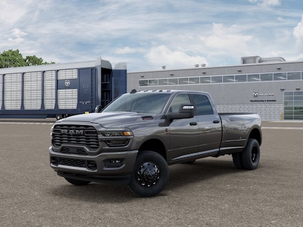 2026 Ram 3500 BIG HORN CREW CAB 4X4 8' BOX Pickup
