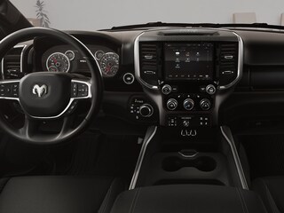 2026 Ram 1500 BIG HORN CREW CAB 4X4 5'7 BOX Pickup