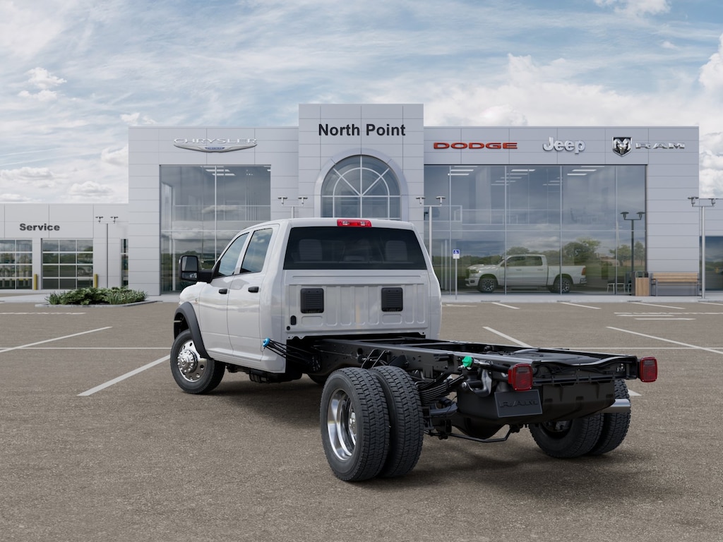 New 2026 Ram 4500 TRADESMAN CHASSIS CREW CAB 4X4 84' CA Crew Cab