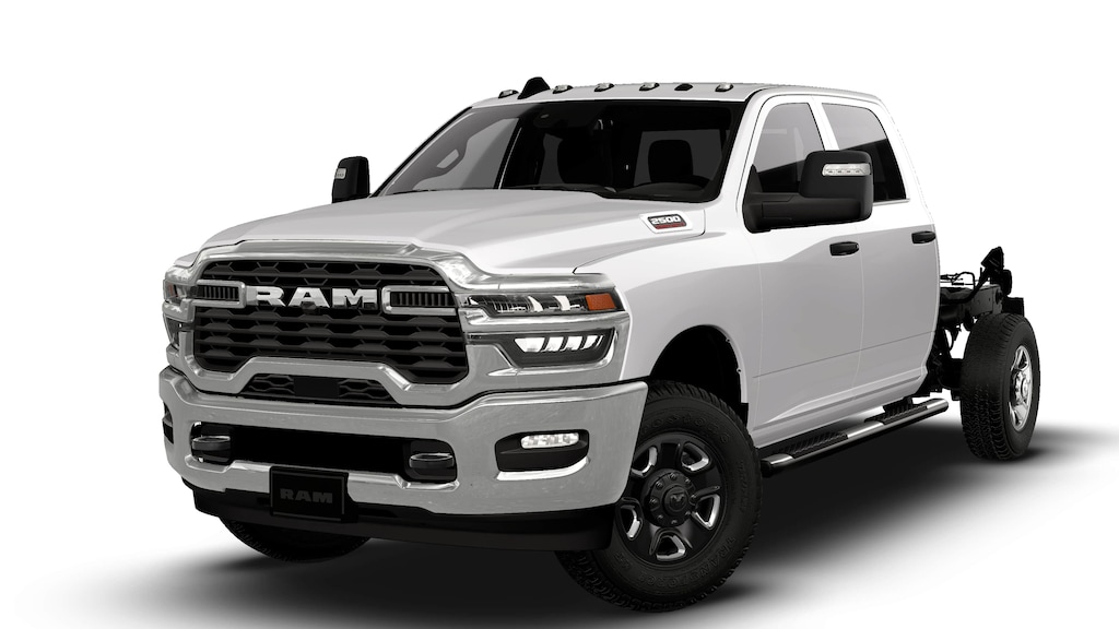 New 2026 Ram 2500 TRADESMAN CREW CAB 4X4 8' BOX Pickup