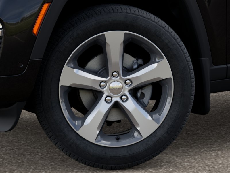 2025 Jeep Grand Cherokee Limited photo 2