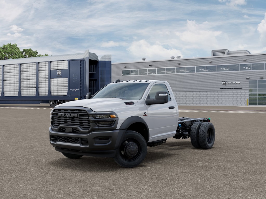 New 2026 Ram 5500 Chassis Cab Tradesman Crew Cab 4x4 Chassis Truck Crew Cab