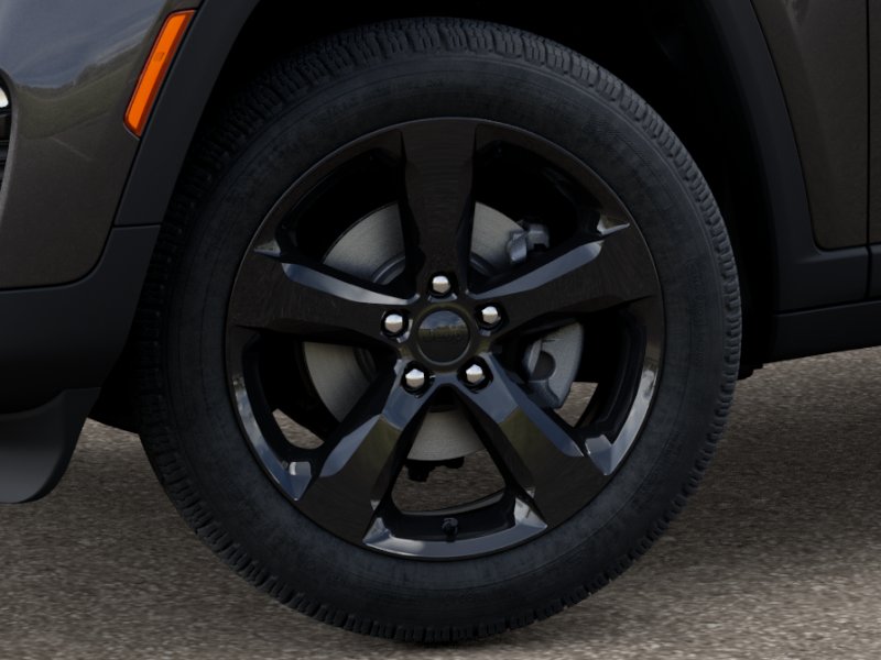 2025 Jeep Grand Cherokee Limited photo 3