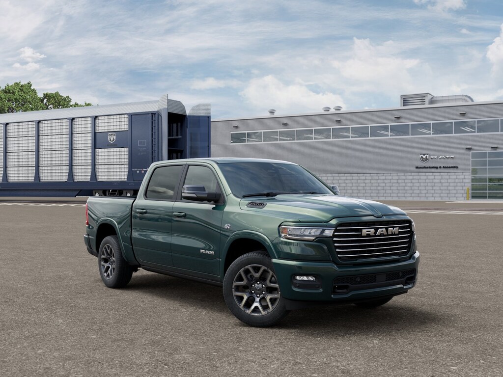 New 2027 Ram 1500 LARAMIE CREW CAB 4X4 5'7 BOX Pickup