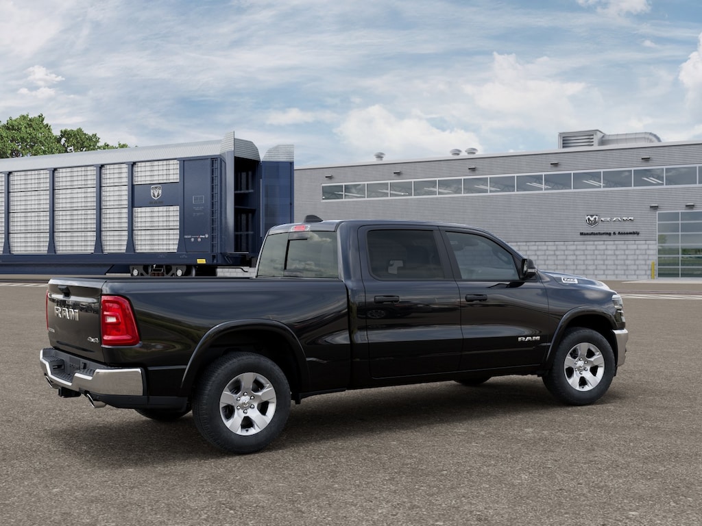 New 2026 Ram 1500 BIG HORN CREW CAB 4X4 6'4 BOX Pickup
