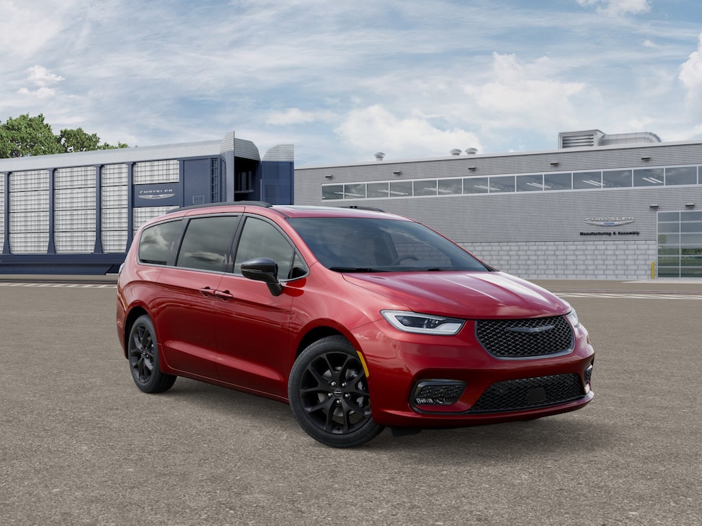 New 2026 Chrysler Pacifica LIMITED Passenger Van
