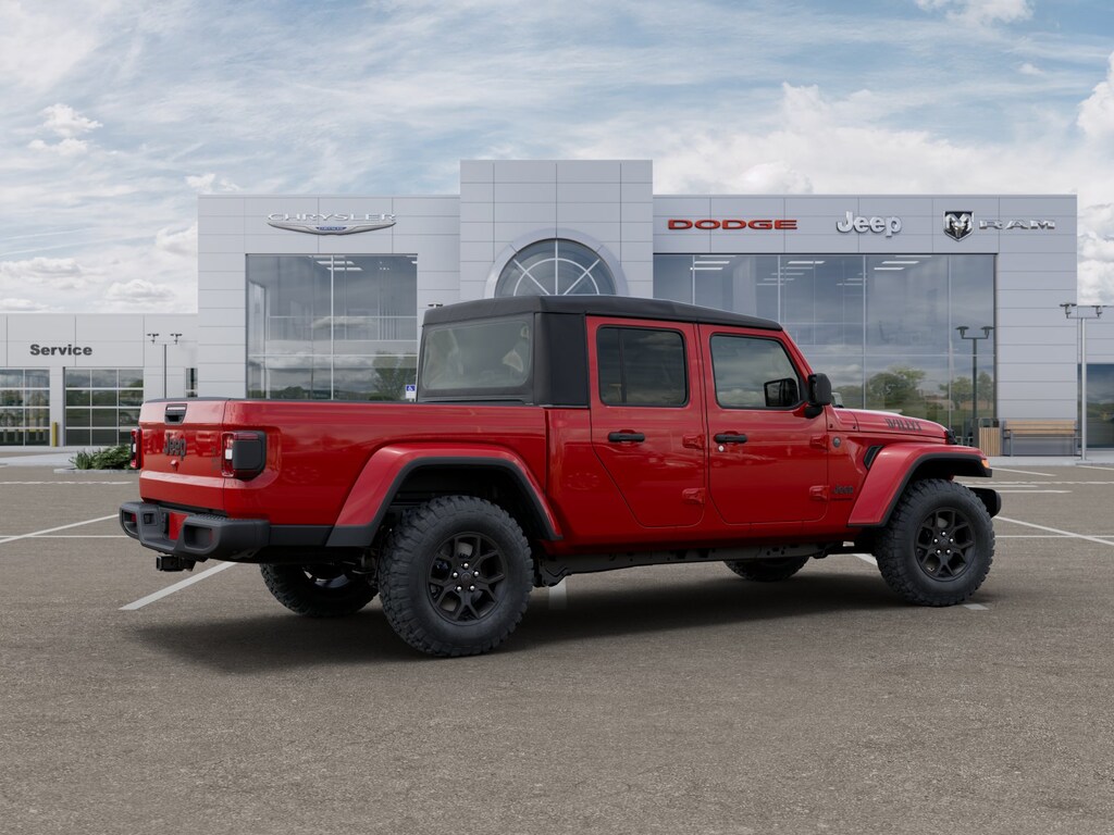 Used 2025 Jeep Gladiator Sport Truck Crew Cab