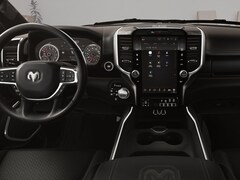 2026 Ram 1500 LARAMIE CREW CAB 4X4 5'7 BOX Pickup