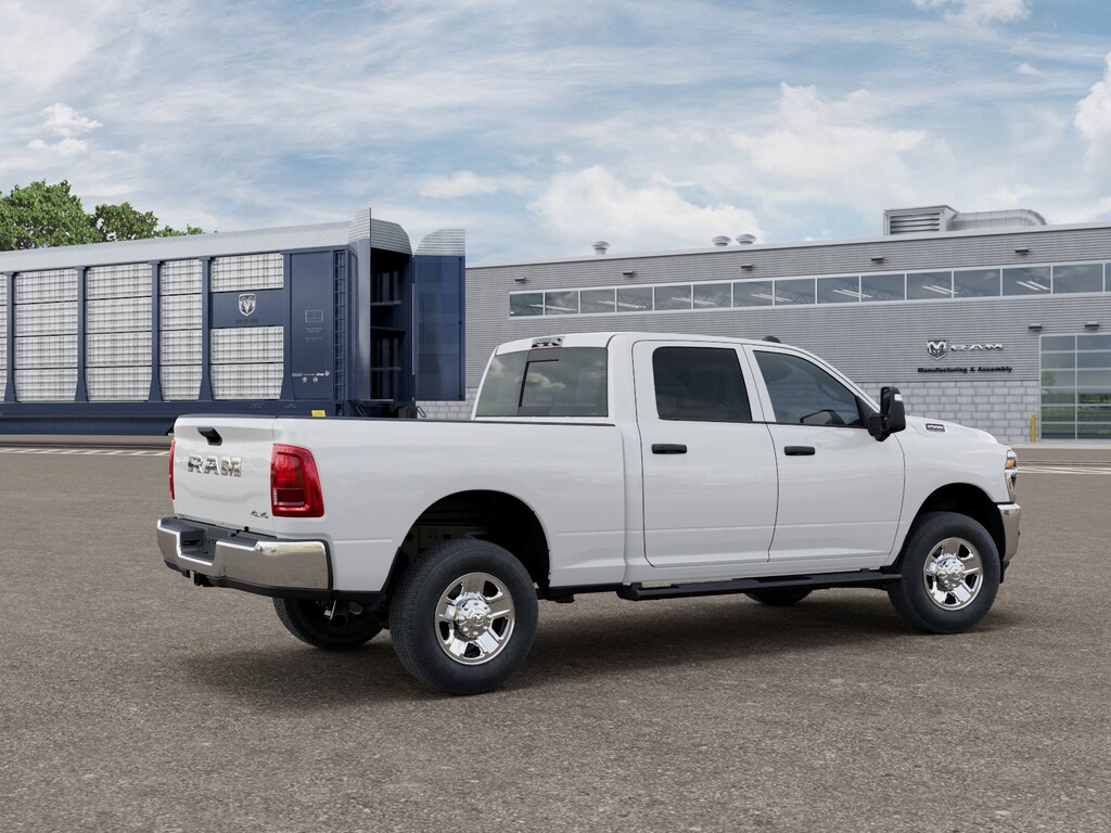 New 2026 Ram 2500 TRADESMAN CREW CAB 4X4 6'4 BOX Pickup