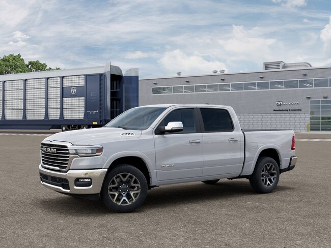 2026 Ram 1500 LARAMIE CREW CAB 4X4 5'7 BOX Pickup