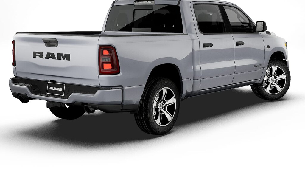 New 2027 Ram 1500 EXPRESS CREW CAB 4X2 5'7 BOX Pickup