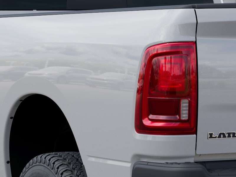2026 RAM 3500 Laramie - Photo 24
