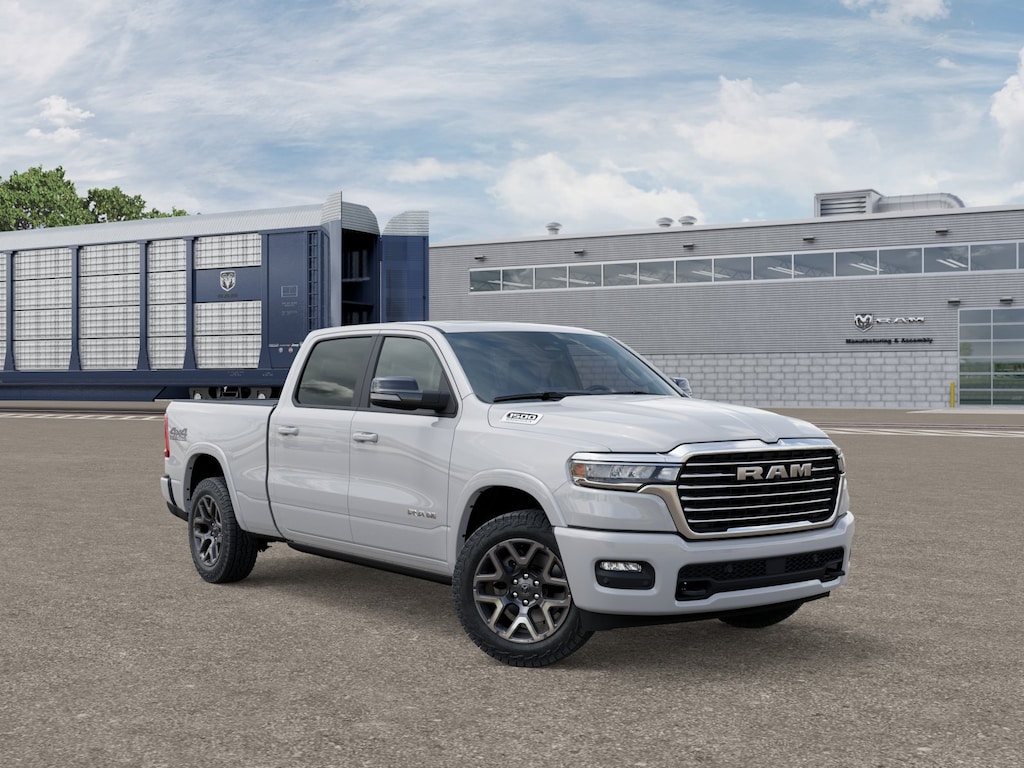 New 2026 Ram 1500 LARAMIE CREW CAB 4X4 6'4 BOX Crew Cab