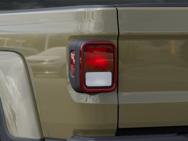 2025 Jeep Gladiator Nighthawk - Photo 23