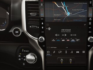 2026 Ram 1500 LARAMIE CREW CAB 4X4 5'7 BOX Pickup