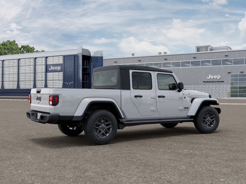 New 2026 Jeep Gladiator Sport S Pickup