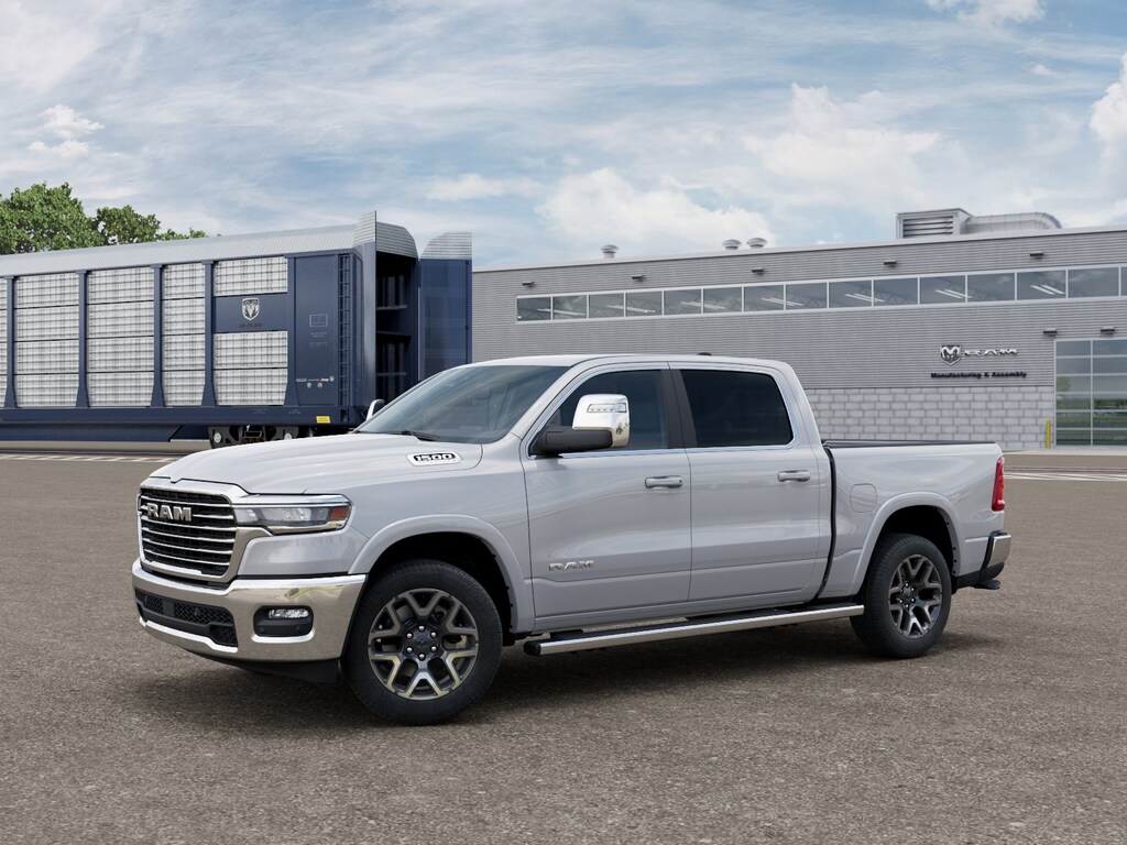 New 2026 Ram 1500 LARAMIE CREW CAB 4X4 5'7 BOX Pickup