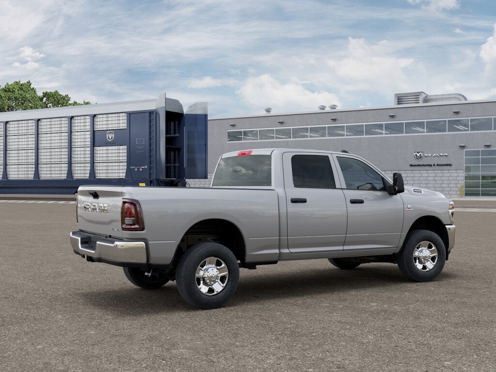 New 2026 Ram 2500 TRADESMAN CREW CAB 4X4 6'4 BOX Pickup