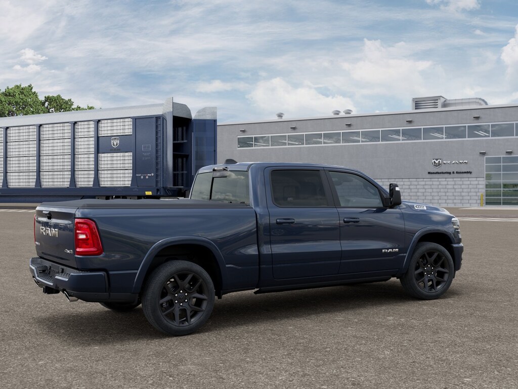 New 2026 Ram 1500 LARAMIE CREW CAB 4X4 6'4 BOX Pickup