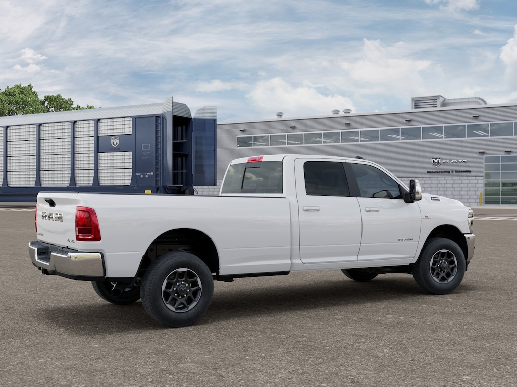 New 2026 Ram 2500 LARAMIE CREW CAB 4X4 8' BOX Pickup