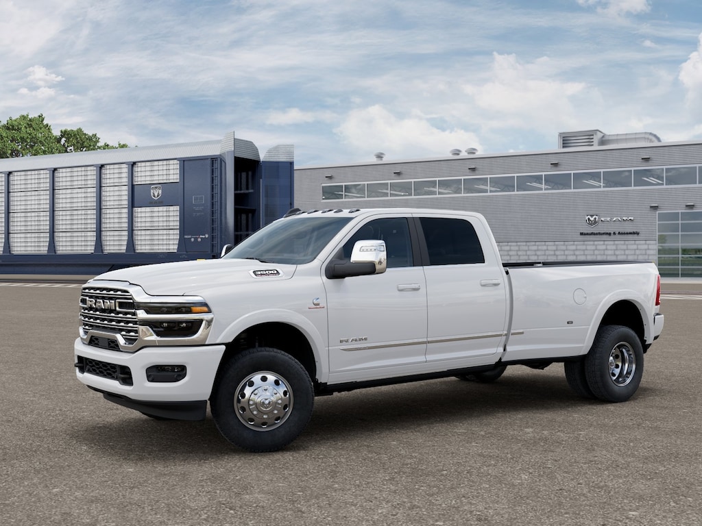 New 2026 Ram 3500 LIMITED CREW CAB 4X4 8' BOX Pickup