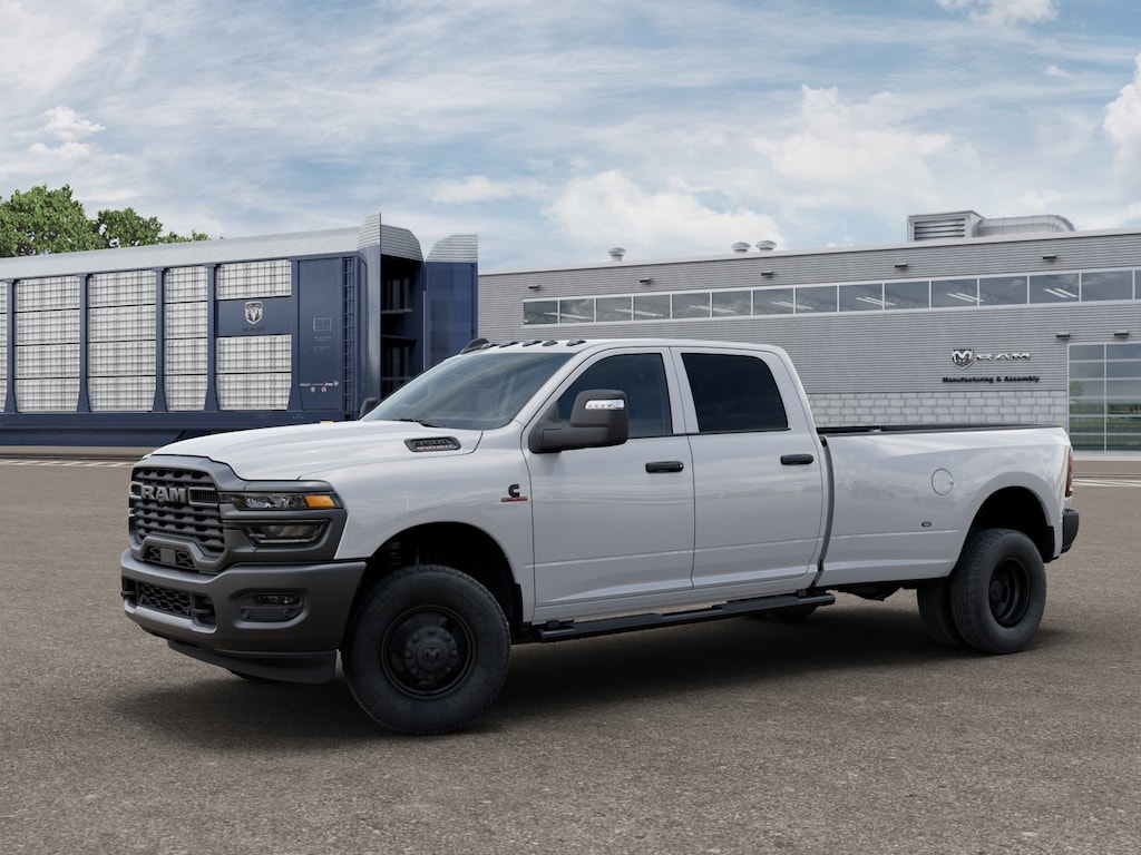 New 2026 Ram 3500 TRADESMAN CREW CAB 4X4 8' BOX Pickup