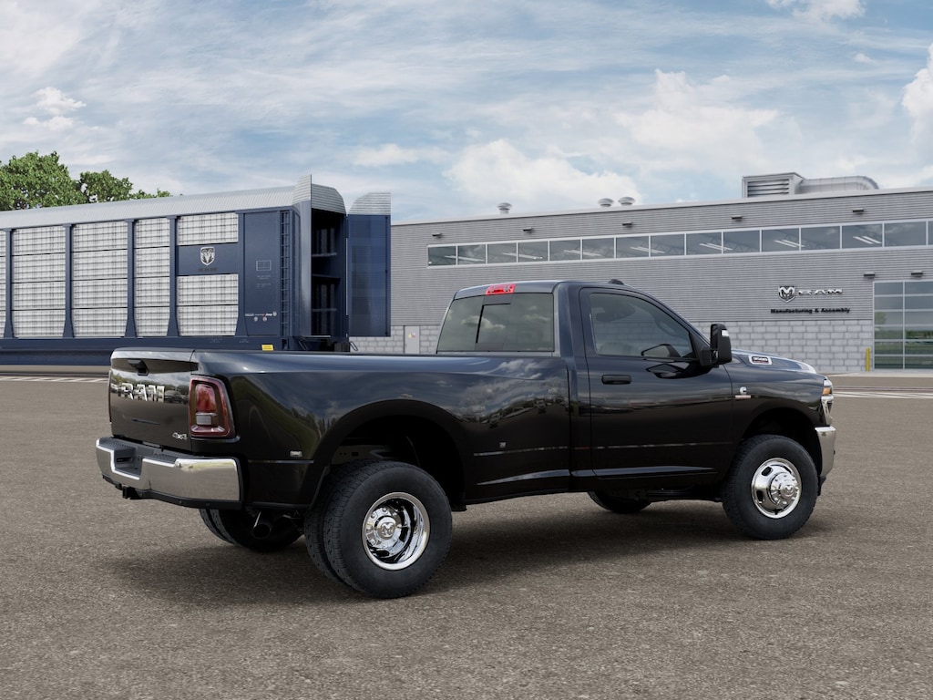 New 2026 Ram 3500 TRADESMAN REGULAR CAB 4X4 8' BOX Pickup