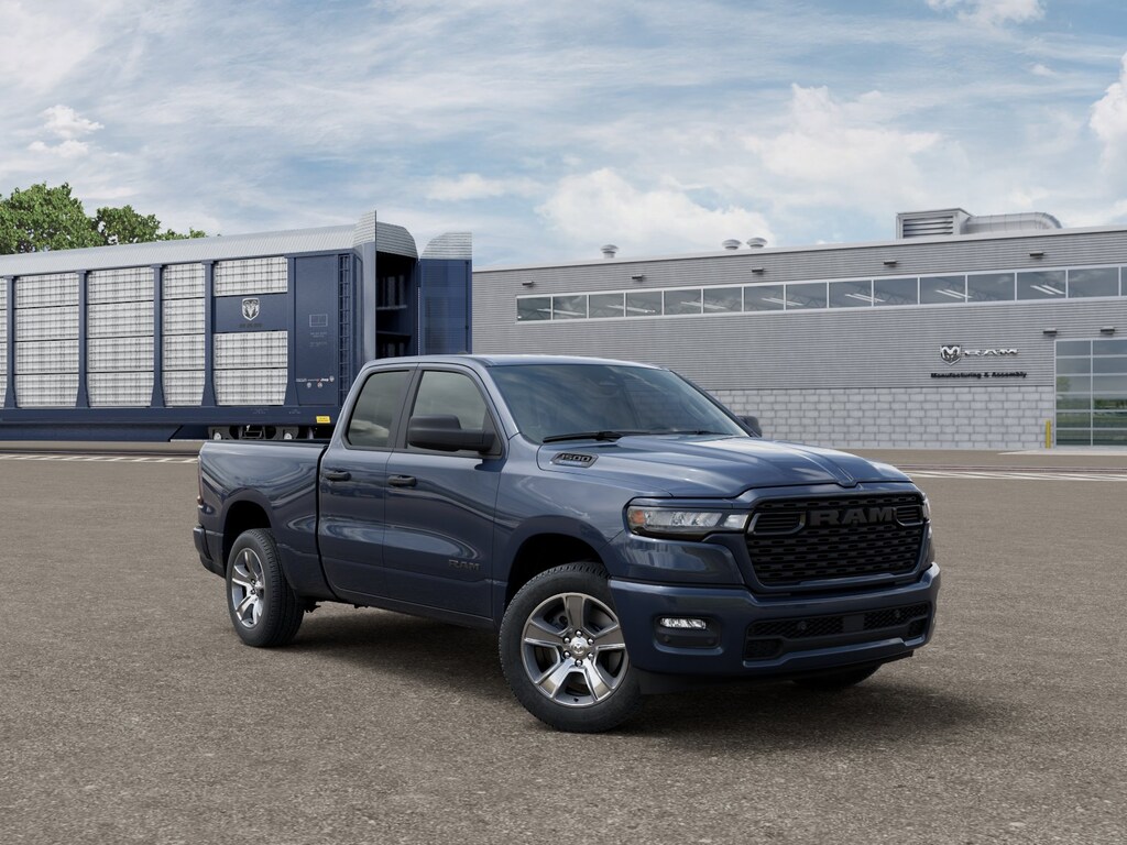 New 2026 Ram 1500 EXPRESS QUAD CAB 4X2 6'4 BOX Pickup