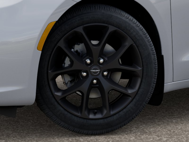 2026 Chrysler Pacifica Limited photo 4