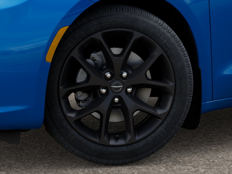 2026 Chrysler Pacifica Limited photo 4