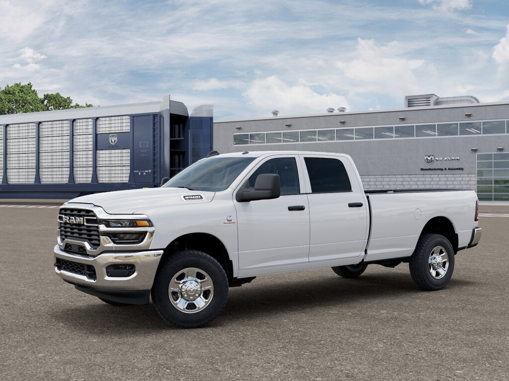 New 2026 Ram 2500 TRADESMAN CREW CAB 4X4 8' BOX Pickup