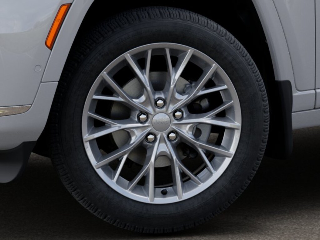 New 2025 Jeep Grand Cherokee Summit Sport Utility