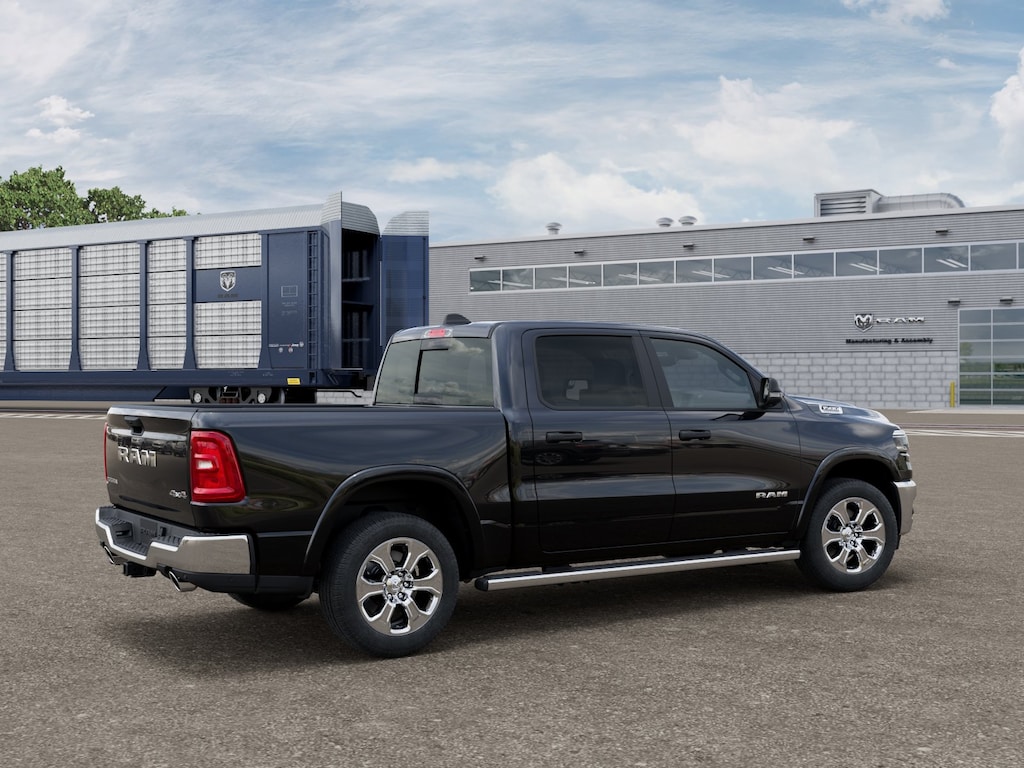 New 2026 Ram 1500 BIG HORN CREW CAB 4X4 5'7 BOX Pickup