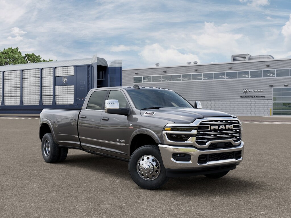 New 2026 Ram 3500 LIMITED CREW CAB 4X4 8' BOX Pickup