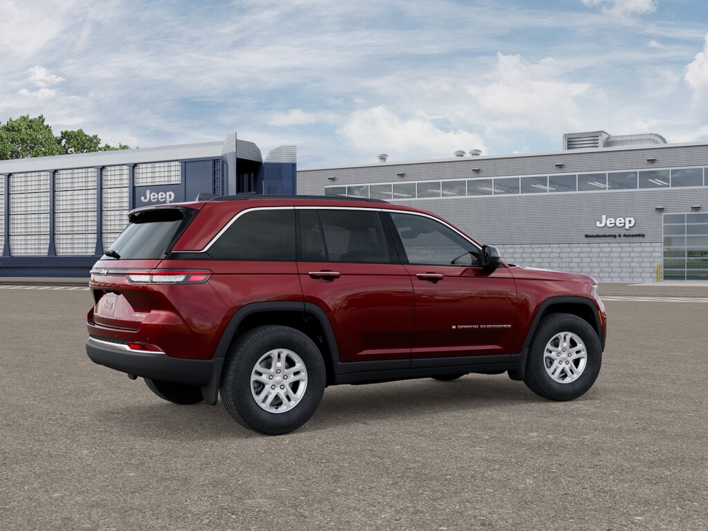 New 2025 Jeep Grand Cherokee LAREDO 4X2 Sport Utility