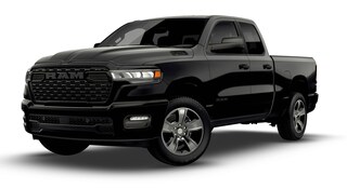 2026 Ram 1500 EXPRESS QUAD CAB 4X4 6'4 BOX