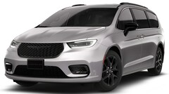2026 Chrysler Pacifica SELECT Passenger Van