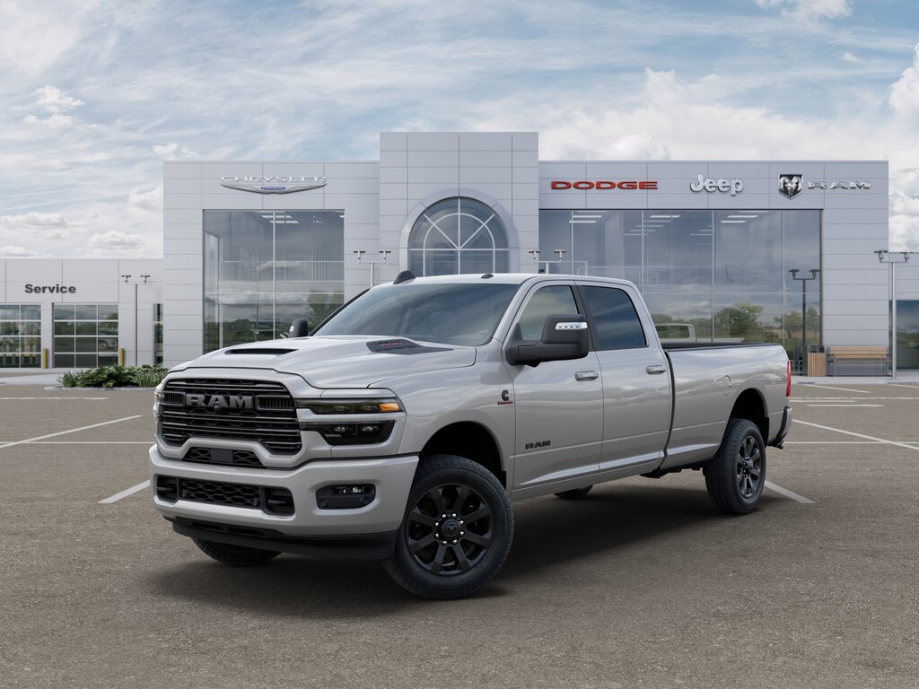 New 2026 Ram 3500 LARAMIE CREW CAB 4X4 8' BOX Pickup