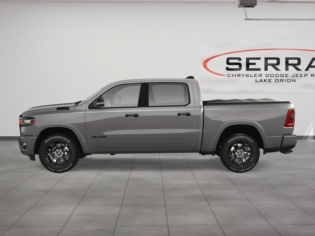 New 2025 Ram 1500 BIG HORN CREW CAB 4X4 5'7 BOX Pickup