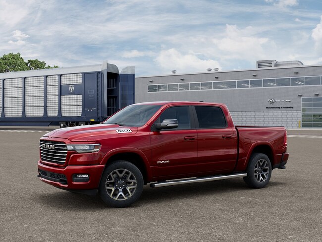 2027 Ram 1500 LARAMIE CREW CAB 4X4 5'7 BOX Pickup